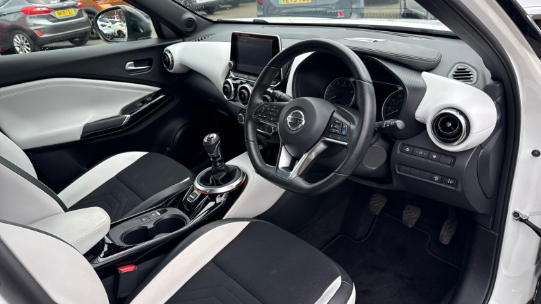 Nissan Juke 1.0 DiG-T 114 Tekna+ 5dr Petrol Hatchback